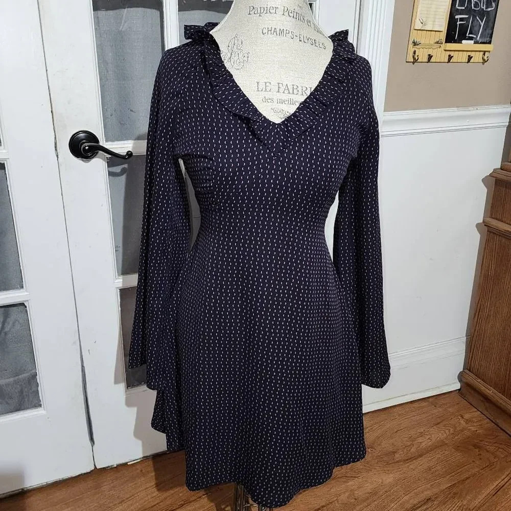 NWT Very J Womens Navy Blue V Neck Fit & Flare Fall Dress Small